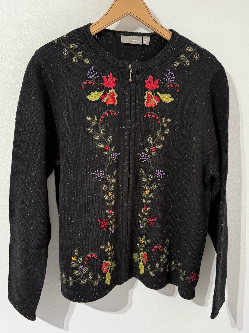 Croft & Barrow Full Zip Heavy Weight Cardigan Sweater. Vine Embroidery. Size XL